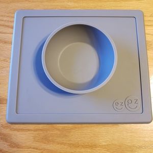 EZPZ Happy Bowl - Used